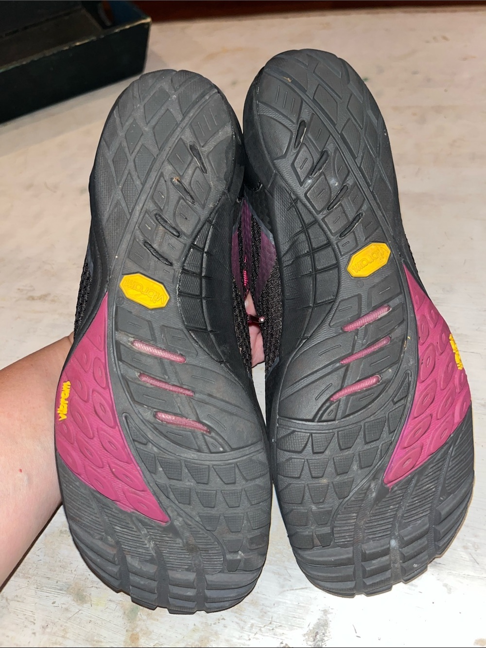 Merrell Pace Glove 2 in pink & black | size 7.5 - Picture 5 of 6